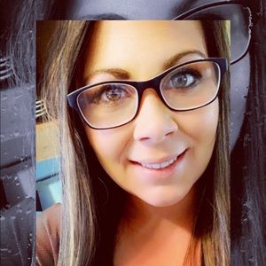 Meet your Posher, Shay